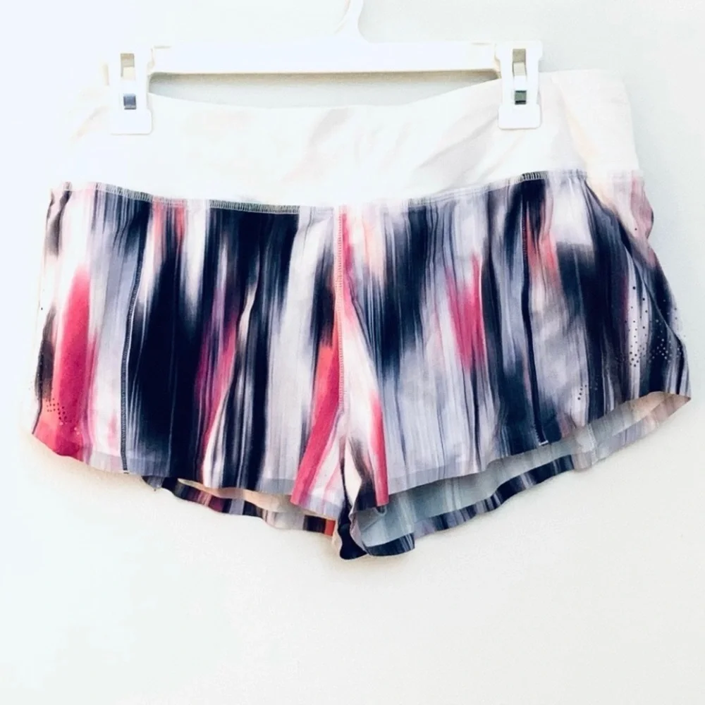 Lululemon Run: Light As Air Short